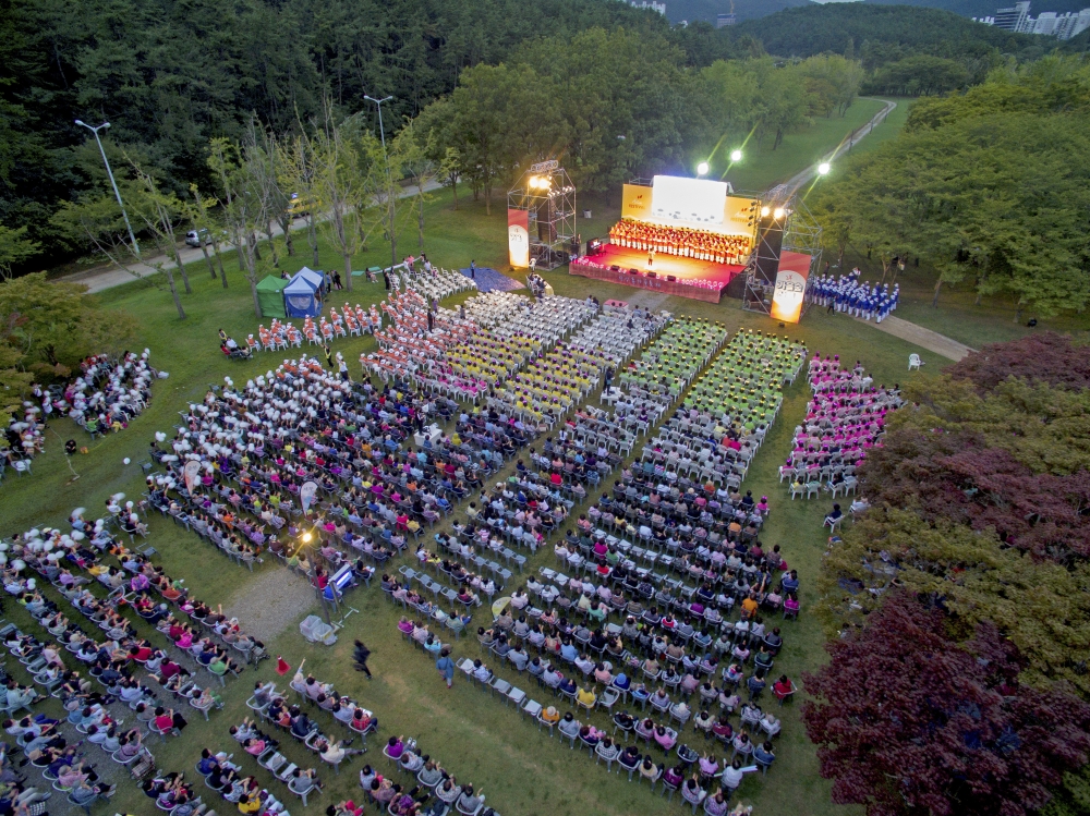 음악과 산책이 함께한 ‘신앙촌 가을 축제’