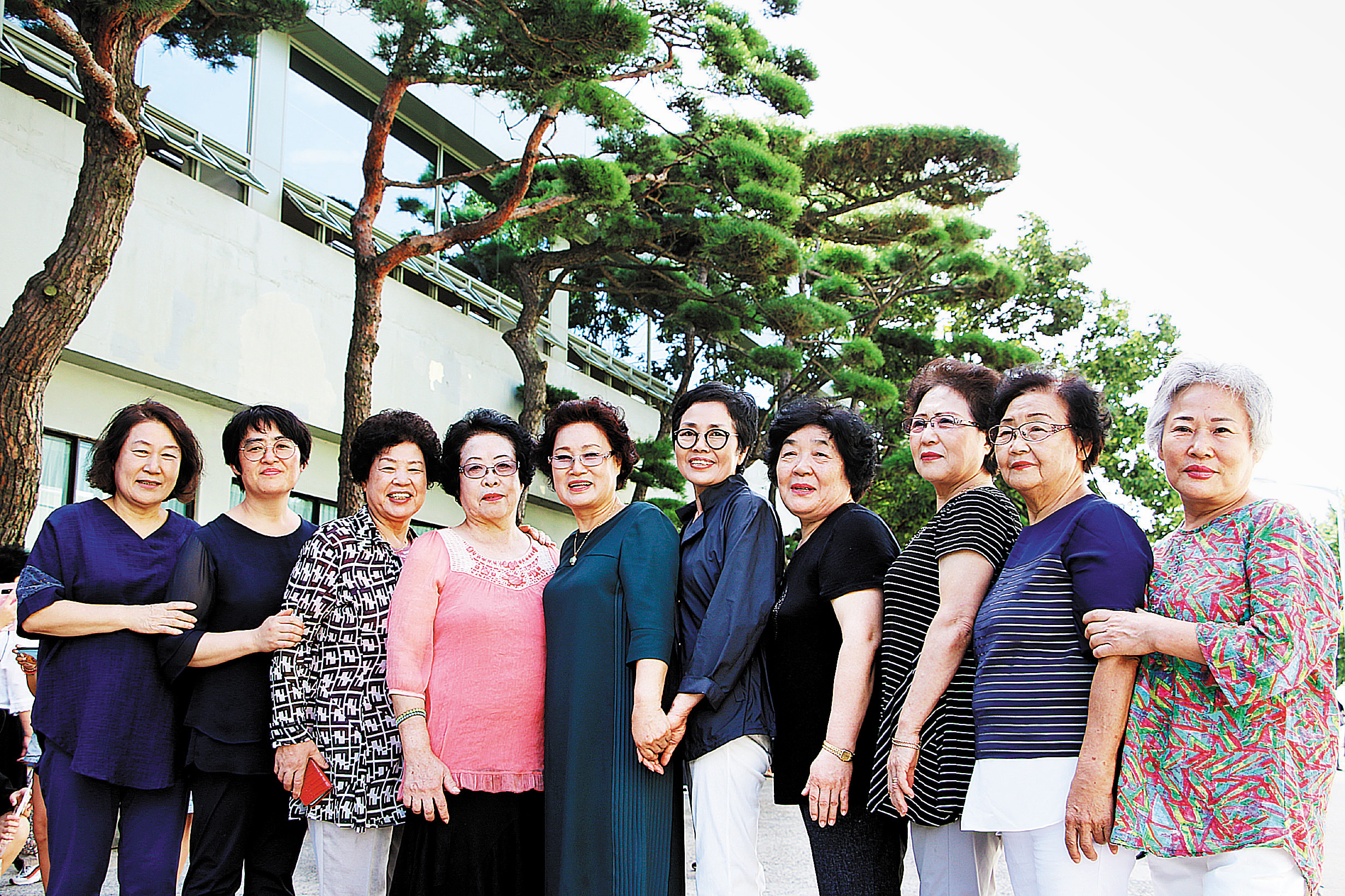 “이슬성신이 내리는 천부교에 확신이 생겼어요!”